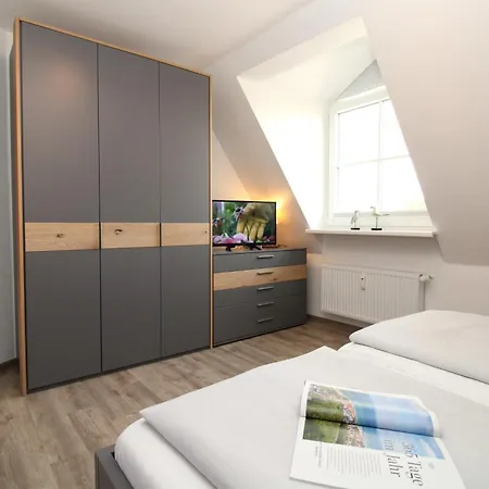 Haus Ingeborg 32 - Hoeloft דירה *